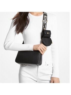 NWT Michael Kors Jet Set Travel Crossbody Bag Tech Attached Black Saffiano